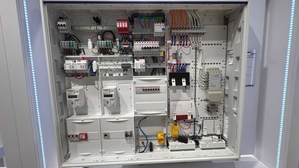 Elektroinstallation im Neubau – Kabelverlegung durch Fachbetrieb